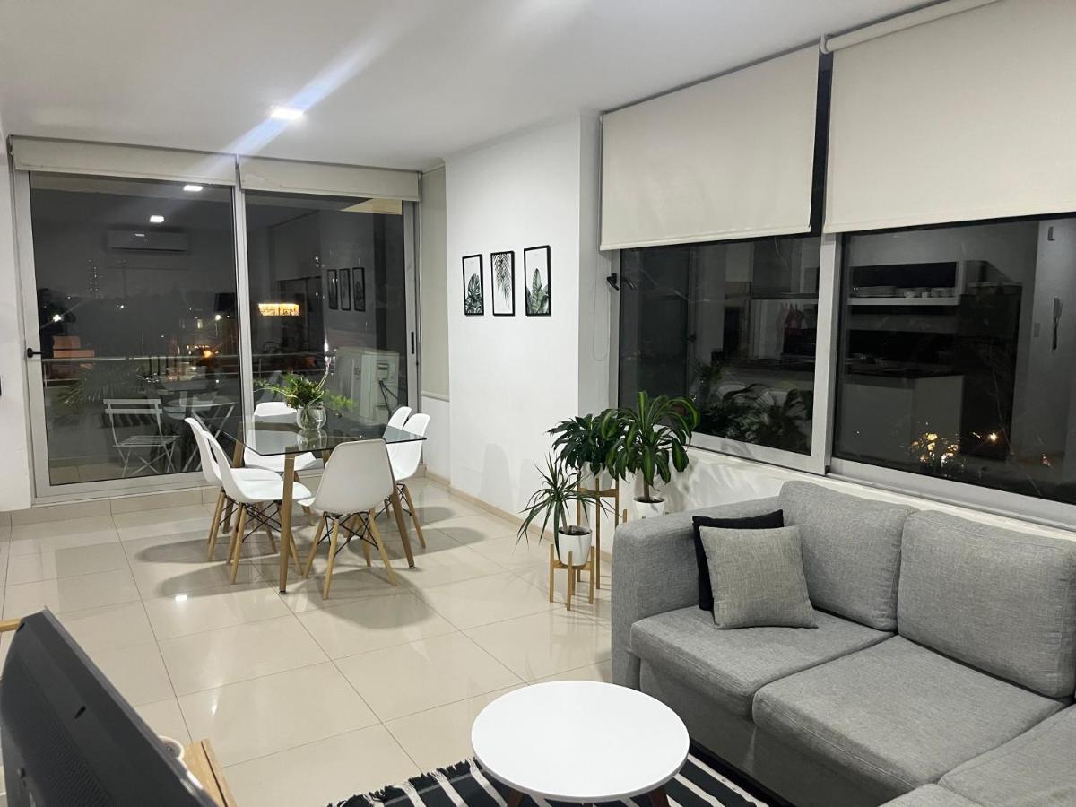 Departamento moderno y con excelente ubicación Resistência Exterior foto